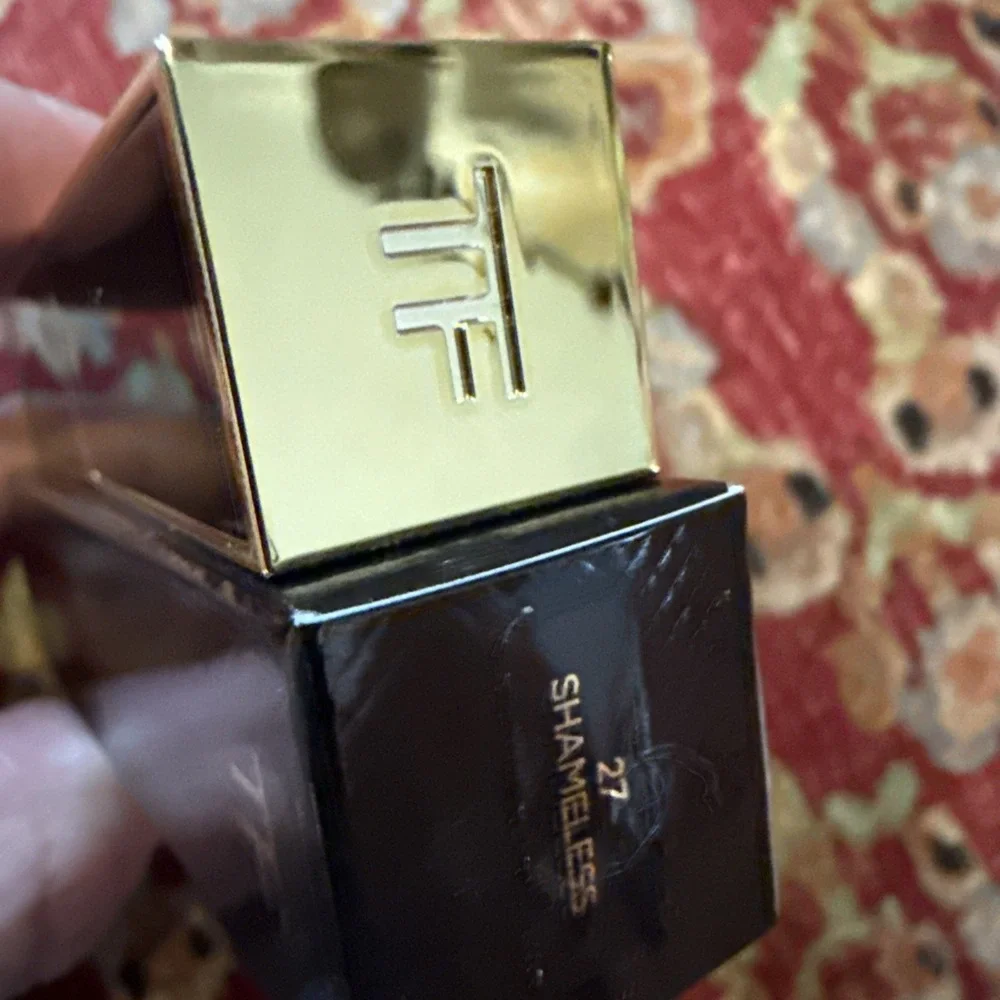 Tom Ford Lip Color Satin Matte Lipstick #27‎ Shameless 0.11oz / 3.3g NIB